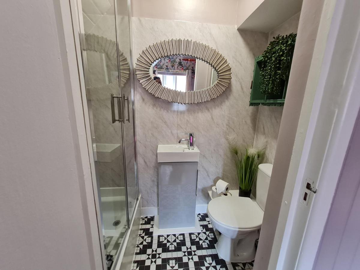 Lemur Lodge - Boutique Apartments - Short Stroll To The Beach Bornemouth Extérieur photo