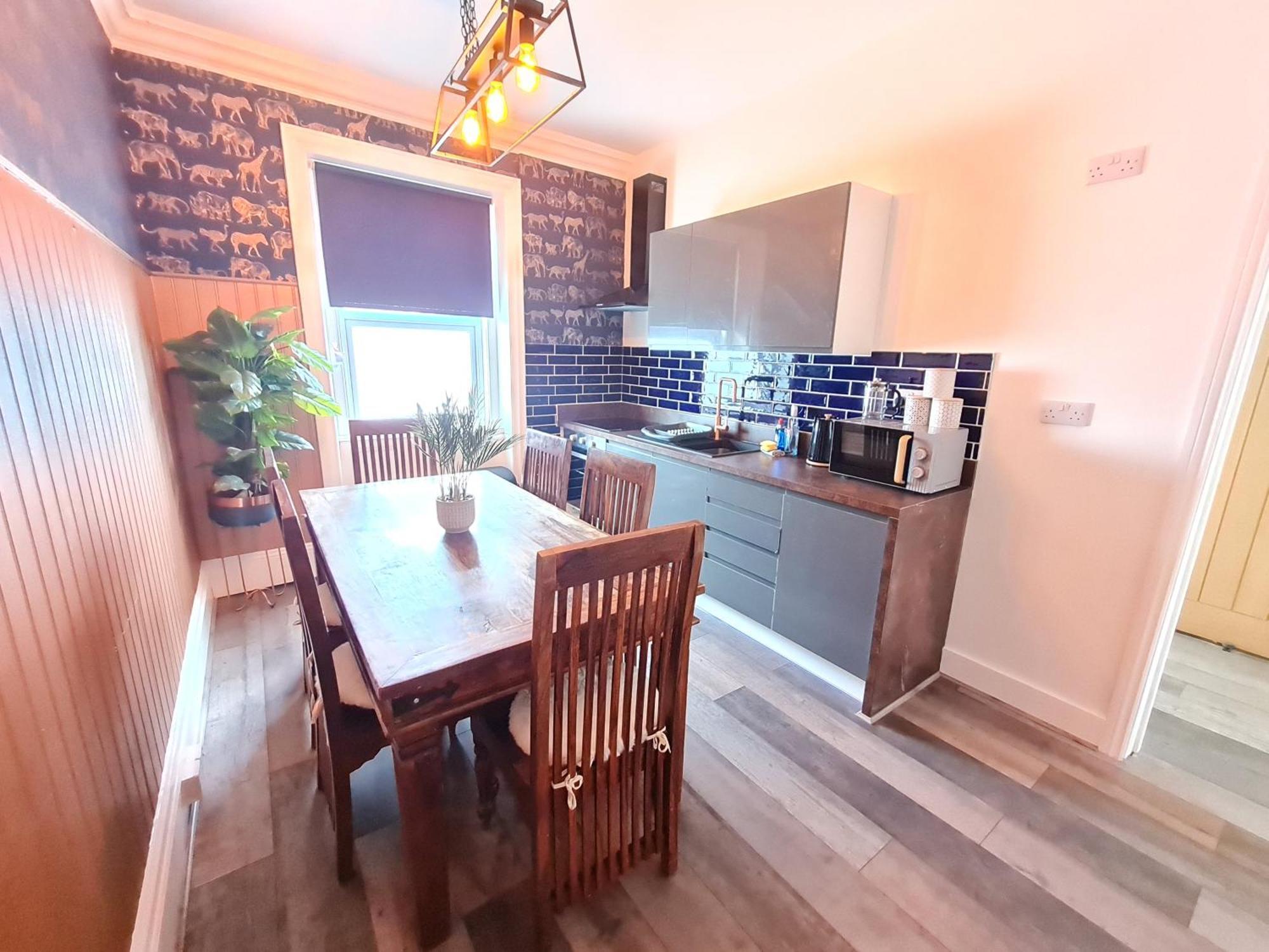 Lemur Lodge - Boutique Apartments - Short Stroll To The Beach Bornemouth Extérieur photo
